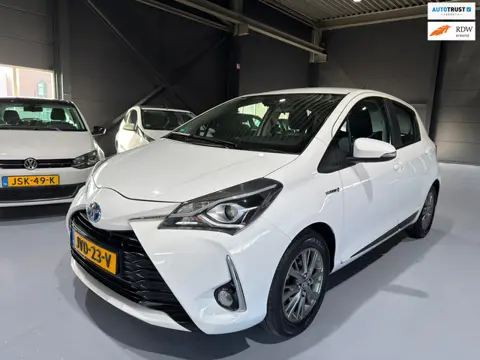Toyota Yaris 1.5 Hybrid Executive 1e Eigen. | Dealer onderh.