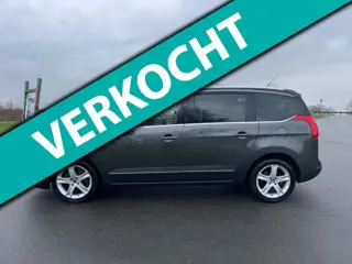 Peugeot 5008 1.6 THP Blue Lease Executive 7p.