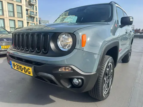 Jeep Renegade 2.0 MultiJet Trailhawk Automaat GrijsKenteken Belasting Voordeel Nette Auto