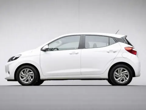 Hyundai I10 1.0 Comfort Sport (APPLE CARPLAY,NAVI,CAMERA,PDC,LED,CLIMATE,CRUISE,LANE ASSIST,SPORTSTO