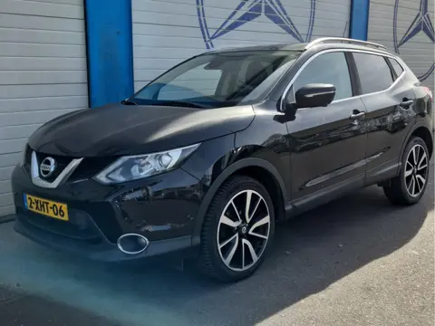 Nissan QASHQAI 1.2 Tekna | Panoramadak | 360° Camera | Leer | Keyless