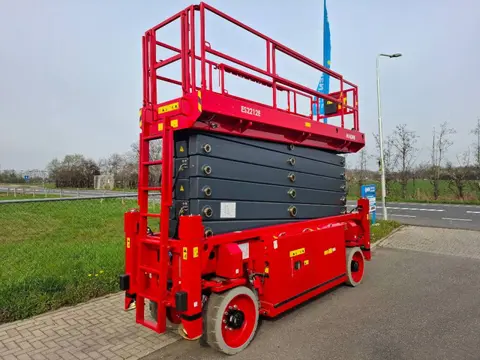 MAGNI ES 2212 E | 2024 (bj 2024)