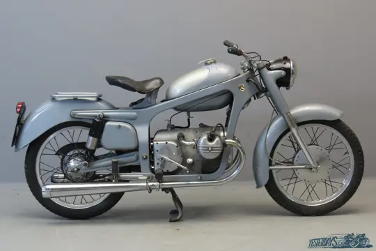 Capriolo 1956ca Cento 50 149 cc 2 cyl face-cam 3603