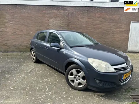 Opel Astra 1.6 Business