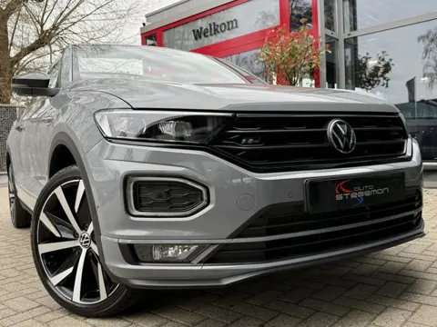 Volkswagen T-Roc Cabrio 1.5 TSI AUT. *!* 2x R-LINE *!* NAVI/ LUXE LEDER/ BEATS/ ACC/ 19 INCH/ MOONST