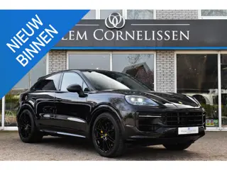 Porsche Cayenne Coupé 3.0 E-Hybrid Pano Trekhaak NL Auto Sport Chrono