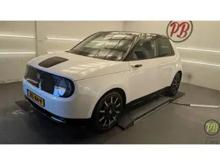 Honda e e Advance 17" | 2021 | 13.499 km | SOH 100, 5%