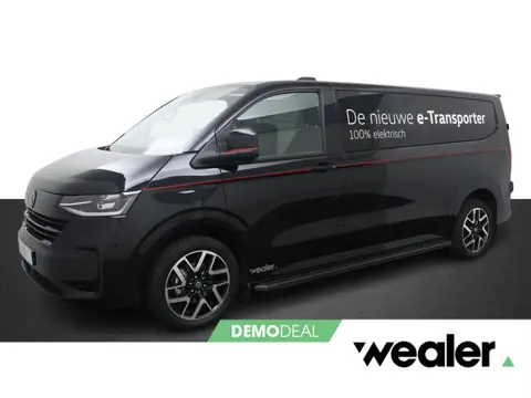 Volkswagen e-Transporter 32 L2H1 Bulli 64 kWh 210  kW (286 pk) DEMO | IQ lights | Navigatie Apple/An