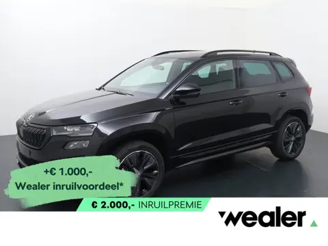 Škoda Karoq Sportline Business 1.5 TSI 150 PK DSG | Automaat | Trekhaak | Sportline lounge interieur