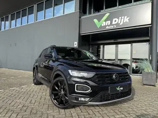 Volkswagen T-Roc 1.5 TSI Sport Panodak Navi Virt.Cockp. El klep
