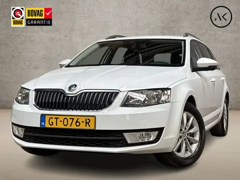 Škoda Octavia Combi 1.2 TSI Sport Automaat (NAVIGATIE, CLIMATE, GETINT GLAS, TREKHAAK, PARKEERSENSOR