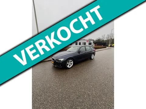 BMW 3-serie Touring 316d Luxury