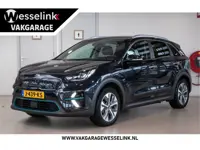 Kia e-Niro ExecutiveLine 64 kWh | SOH 100% | 3 Fase lader | trekhaak | Lederen bekleding