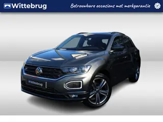 Volkswagen T-Roc 1.5 TSI 150pk R-Line DSG Automaat Navigatie by APP / Panorama dak / LM 18 inch / Pa