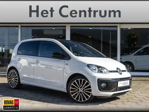 Volkswagen Up! 1.0 BMT high up! R-Line - Vol.Aut.Airco - Stoelverwarming - 17"LM - PDC - Regen/Licht
