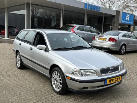 Volvo V40 1.8 Europa Airco 25 jaar één eigenaresse