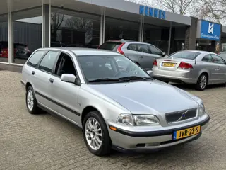 Volvo V40 1.8 Europa Airco 25 jaar één eigenaresse