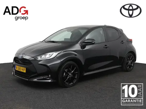 Toyota Yaris 1.5 Hybrid Executive | Premium pack | Panoramadak | Stuur en stoelverwarming | lederen 
