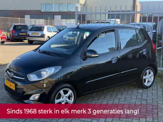 Hyundai I10 1.2 i-Catcher 86PK 4cilinder! 1e eigenaar NL AUTO NAP! Airco l PDC l LMV l MTF-stuur! DE