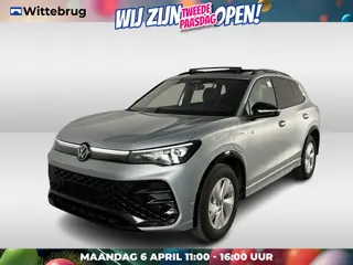 Volkswagen Tiguan 1.5 eHybrid R-Line Edition / AUTOMAAT/ 272 PK/ GARANTIE TM 5-2030/ TREKHAAK/ PANO/