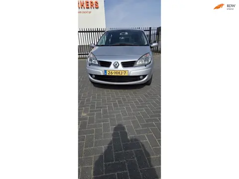 Renault Scénic 2.0-16V Tech Line