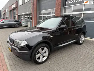 BMW X3 2.0i xDrive M Pano Leder Trekhaak Stoelvw Cruise PDC