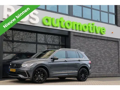 Volkswagen Tiguan 1.4 TSI eHybrid R-Line Business+ | NAP! | BTW | PANO | ACC | CAMERA | STUURWIELVER