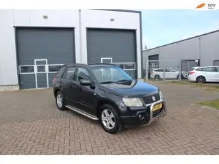 Suzuki Grand Vitara 2.0-16V High Executive AUTOMAAT