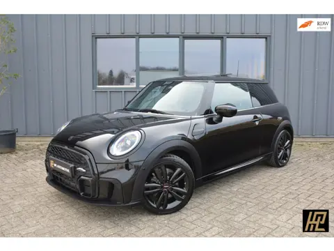 Mini Mini 1.5 Cooper 136pk Aut. John Cooper Works * Cognac leer * Pano * HeadUp * Carplay * Camera *
