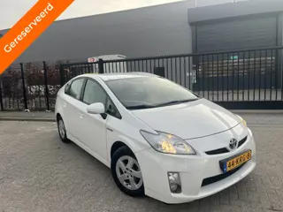 Toyota Prius 1.8 hybride Clima Head Up Display Automaat