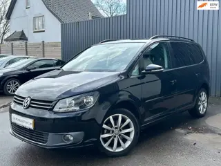 Volkswagen Touran 1.4 TSI Highline DSG AUTOMAAT