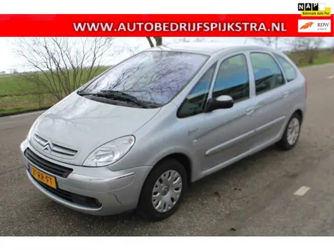 Citroen Xsara Picasso 2.0i-16V Attraction // AUTOMAAT //