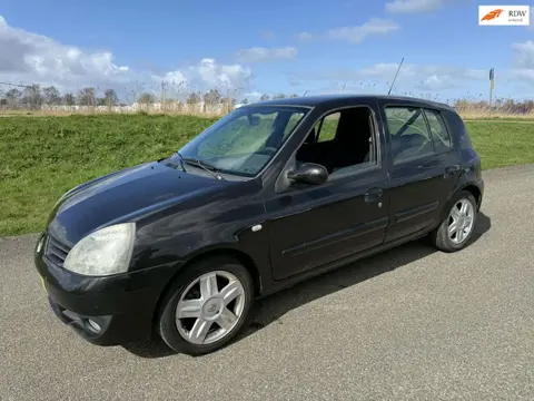 Renault Clio 1.2-16V Campus uitvoering 4 deurs airco nw apk en garantie !