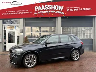 BMW X5 xDrive50i High Executive 7p. Dealer onderhouden Bj 2013 449pk Vol optie !!
