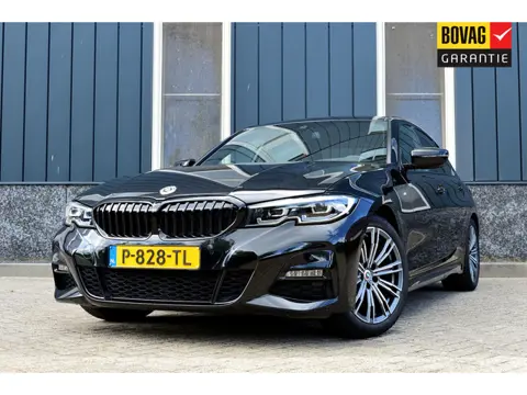 BMW 3-serie 320i M-Sport Business Edition Plus Rijklaarprijs-Garantie Leder Led Camera Navigatie 50 