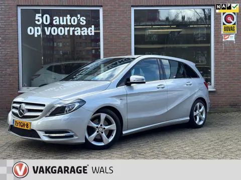 Mercedes-Benz B-klasse 180 Ambition | Airco | Navi | Cruise | Trekhaak | Parkeersensor | Velgen