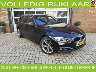 BMW 3-serie Touring 320i Lease Executive Panorama Ned auto