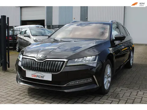 Skoda Superb Combi 1.4 TSI iV Business Edition Plus VC Trekhaak Nieuwstaat!