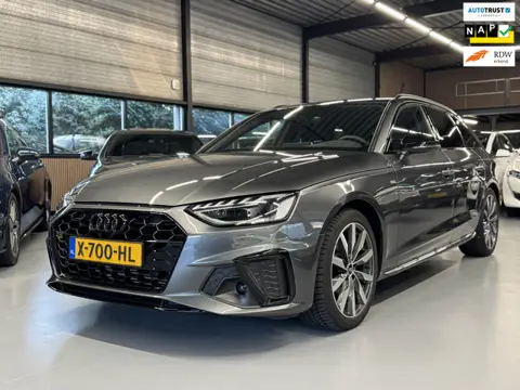 Audi A4 Avant 35 TFSI S Edition Competition