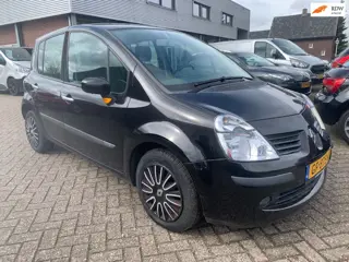 Renault Modus 1.6-16V Expression Luxe 2005 € 1650.- 1 JR. APK ZO MEE