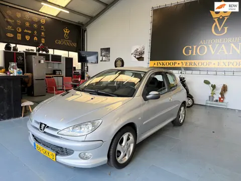Peugeot 206 1.4-16V XS INRUIL MOGELIJK