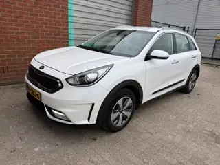 Kia Niro 1.6 GDi Hybrid First Edition automaat NAV.+ Clima Bj:2016 NAP!