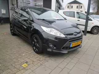 Ford Fiesta 1.6 Ghia (bj 2010)