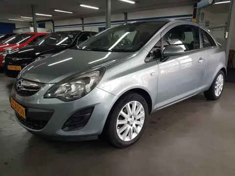 Opel Corsa 1200i 16V 3 DEURS AIRCO cruise controle