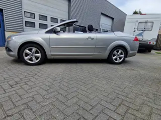 Ford Focus Coupé-Cabriolet 1.6 Cool & Sound