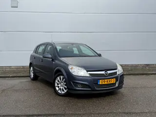 Opel Astra 1.6 Temptation 5D (bj 2010) AIRCO|NAVI|LMV|TREKHAAK
