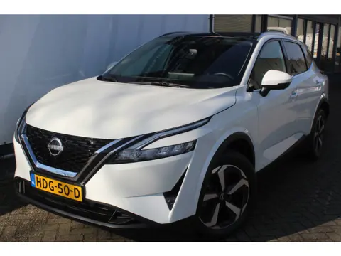 Nissan QASHQAI 1.3 MHEV Business Design Panorama dak l 360 camera l Cruise control l Navigatie l App