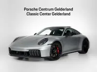 Porsche 911 Carrera 4 GTS