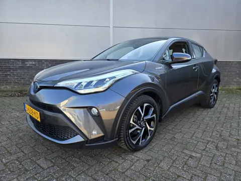 Toyota C-HR 1.8 Hybrid Dynamic, Trekhaak, Parkeersensoren