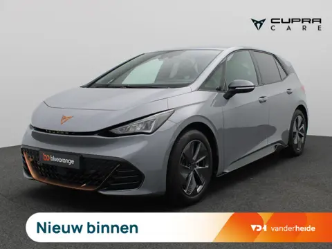 CUPRA Born Impulse 62 kWh 204PK SOH 96%, 360gr. Camera, Side Assist, Keyless, Stuurverwarming, Navi,